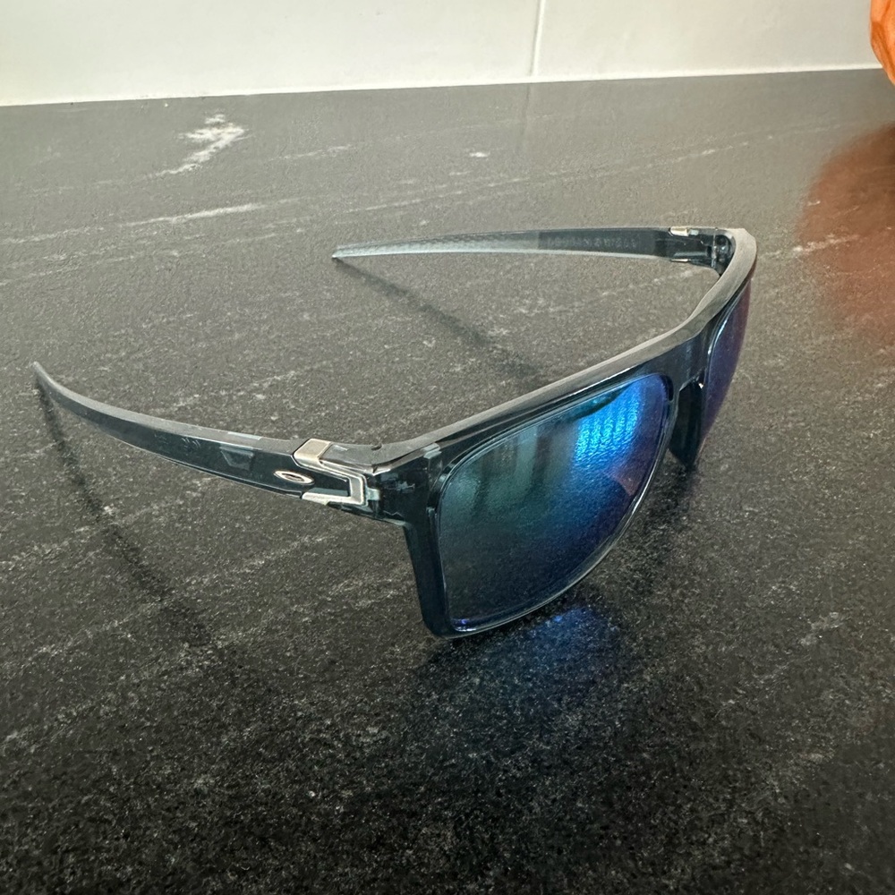 Oakley Holbrook Sunglasses - Like new